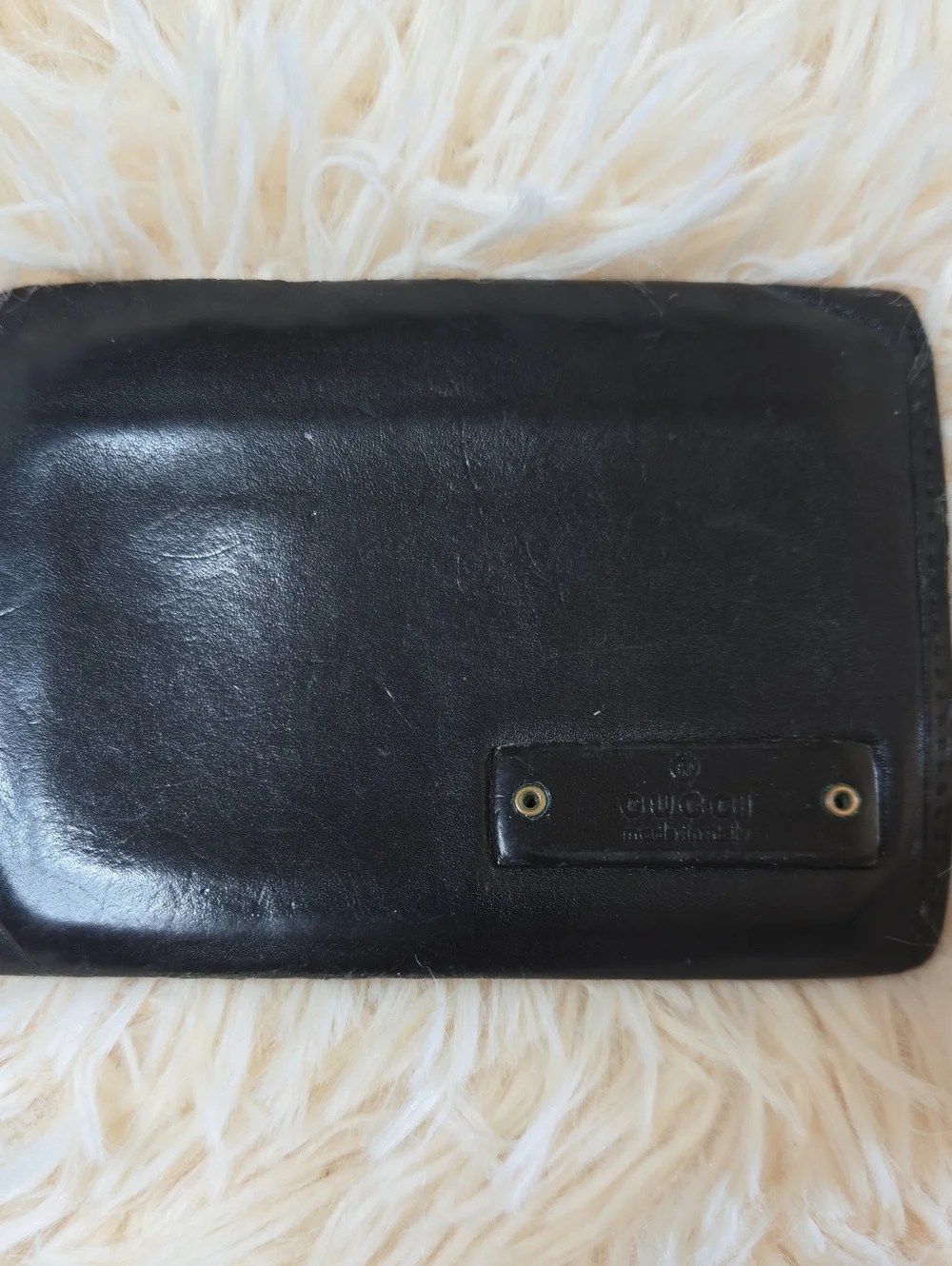 Gucci Black Leather Men's Bifold Wallet with Logo Plaque ***Needs Repair***